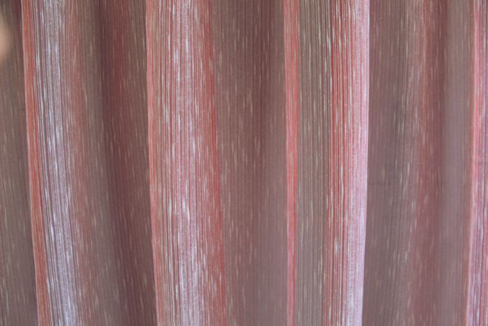 Roosa organza-vuaalkangas - Image 4