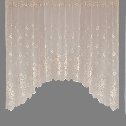 Kaarega pitskardinad